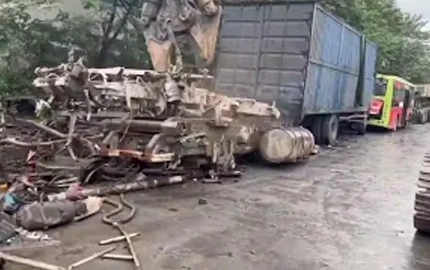 مقص هيدروليكي بأسطوانة مزدوجة